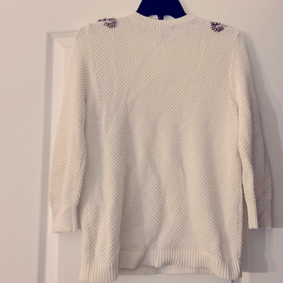 White knit sweater with beaded accent - Picture 4 of 4